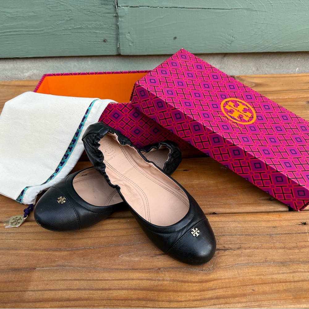 Tory Burch York Ballet Flats in black